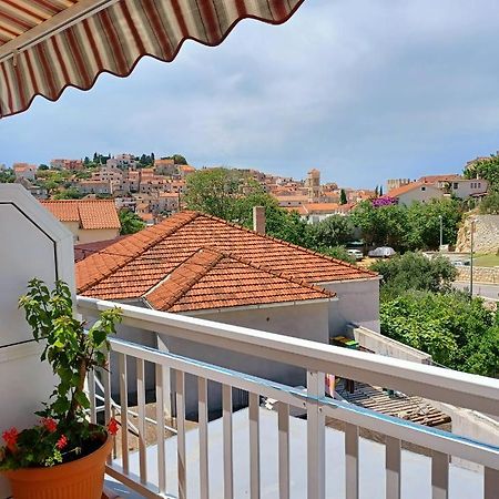Rooms & Apartments Dolac هفار المظهر الخارجي الصورة