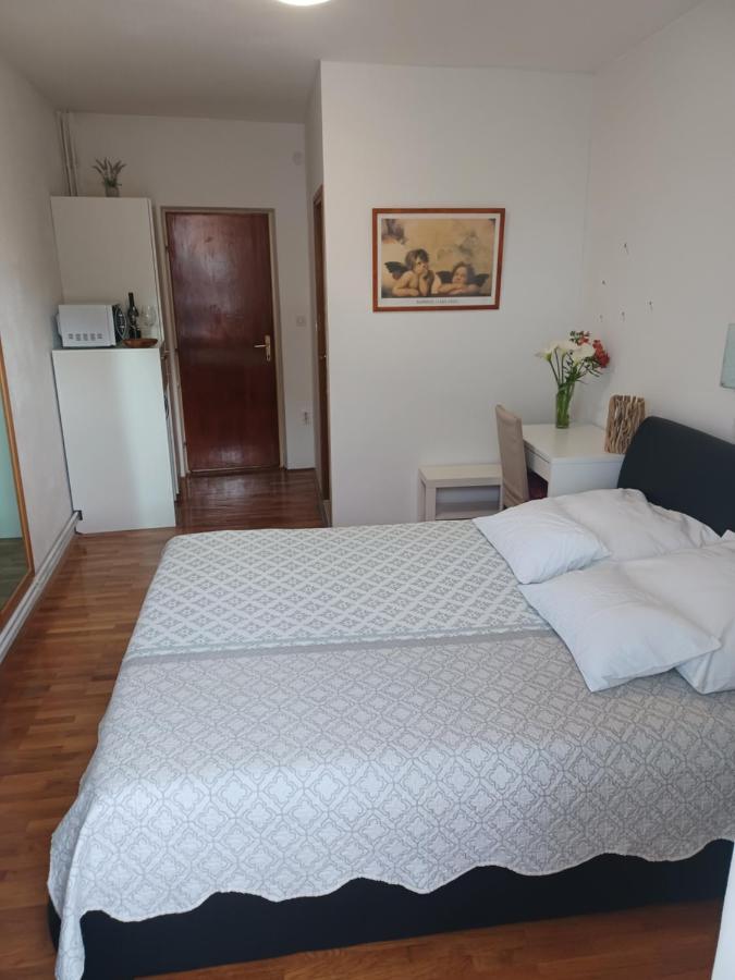 Rooms & Apartments Dolac هفار المظهر الخارجي الصورة